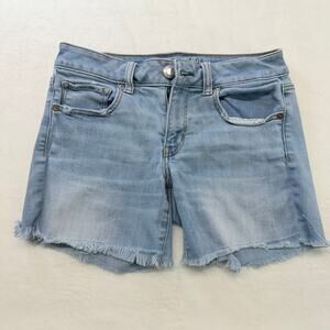 American Eagle Women's Super Super Stretch Light Wash Blue Denim Jean Shorts 8